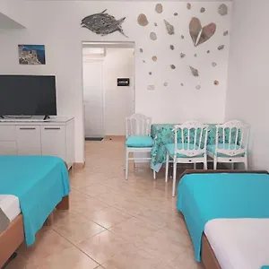 Appartamento Comfortable Small Apartment., Sarandë
